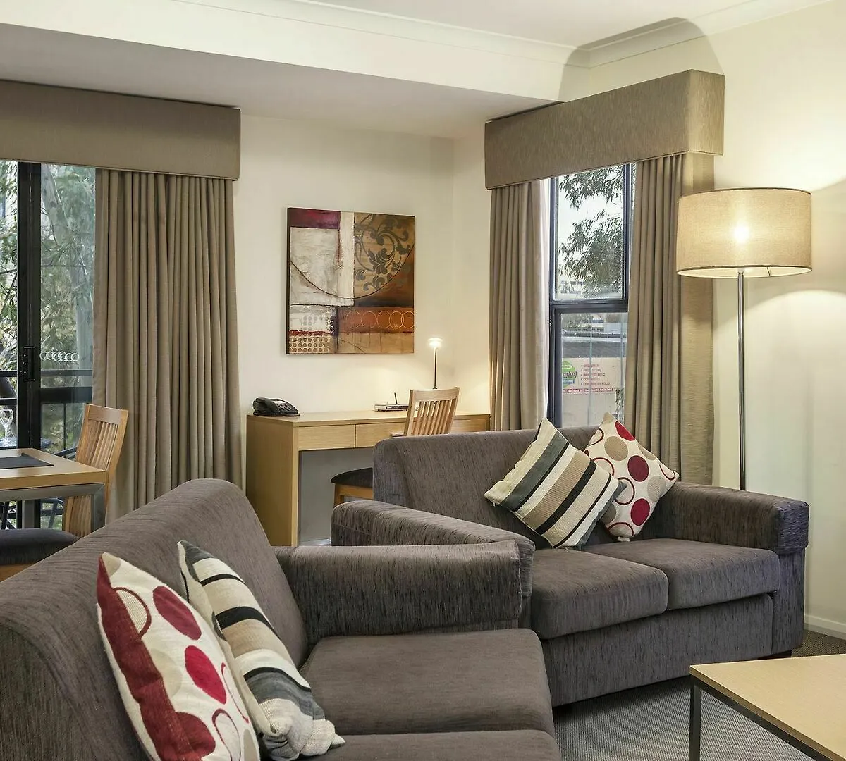Best Western Northbridge Apartments Perth 4*,