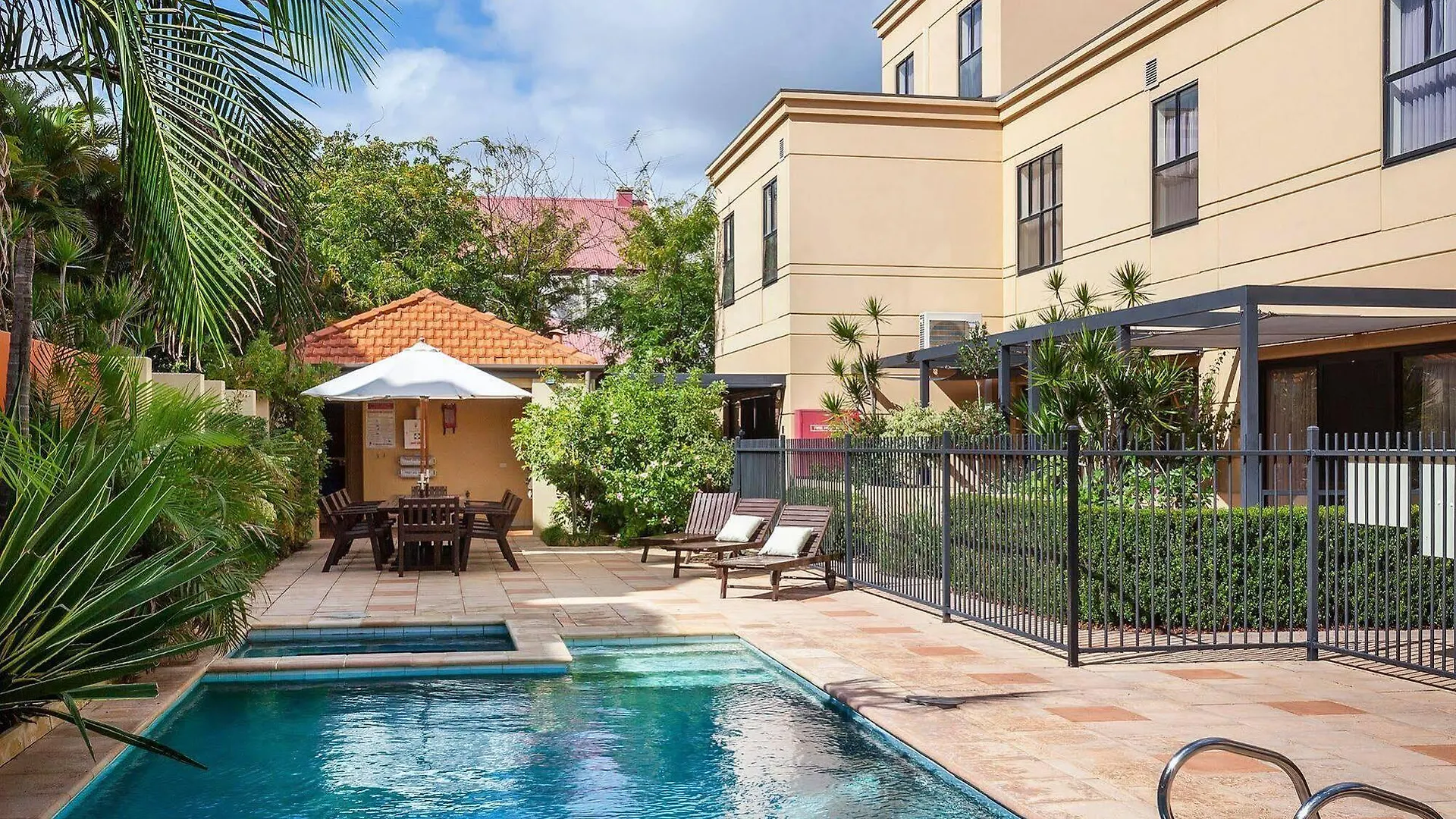 Best Western Northbridge Apartments Perth